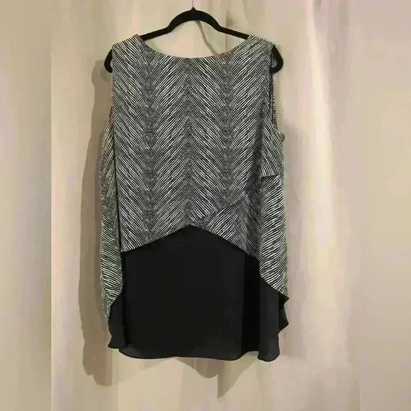 Women’s Black Sleeveless Worthington Blouse - Picture 3 of 4